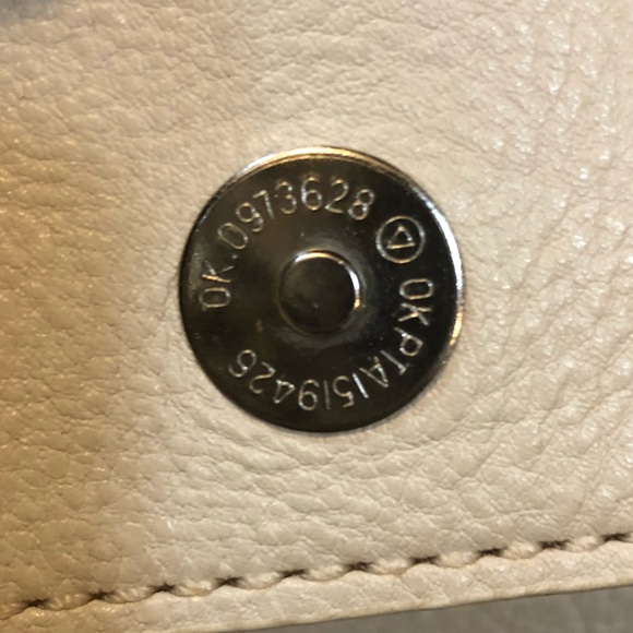 MICHAEL KORS SHOULDER BAG - Picture 7 of 8